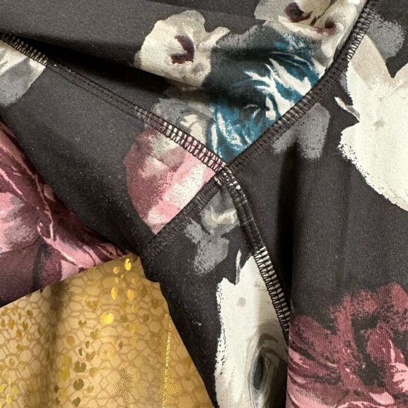 Livi Active Lane Bryant PowerBand Black Floral Leggings Purple Teal XL 14/16 - Picture 4 of 5